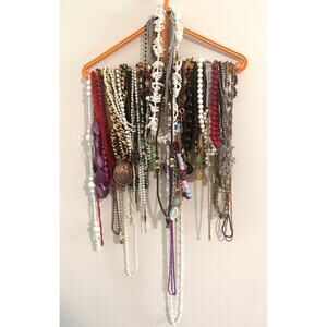 Over 7 Lbs Vintage And Costume Statement Beaded Necklaces‎ Multi Color SN103